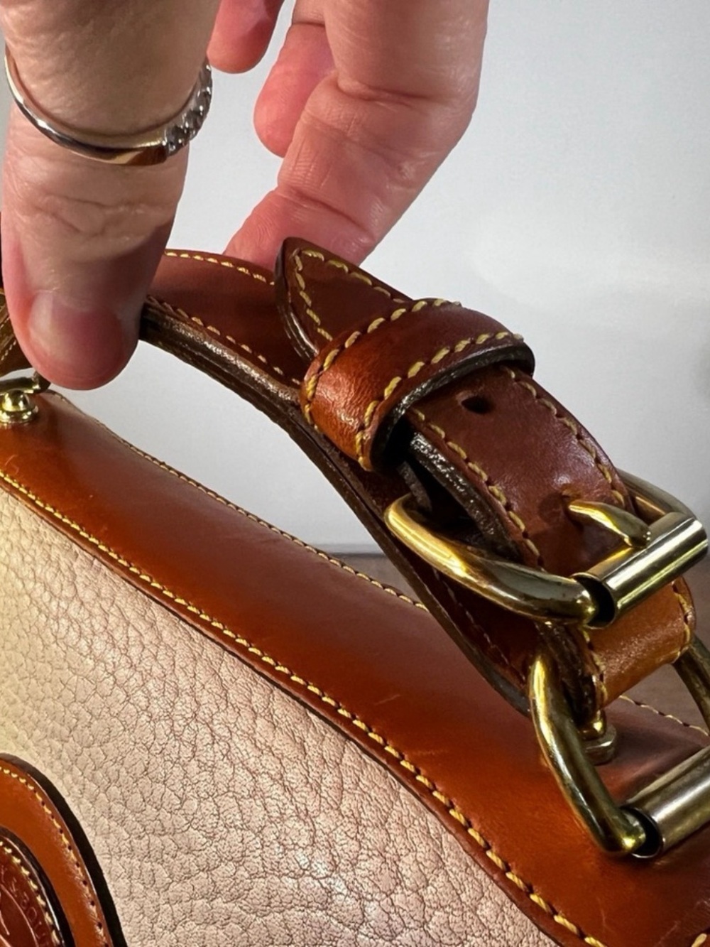 Vintage Dooney & Bourke AWL Square Carrier Crossbody Top Handle Bag USA British - Picture 15 of 16